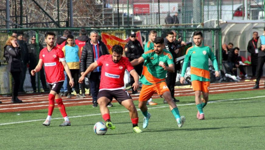 BAL'da Lider M.Yeşilyurt Galip, Malatyaspor Deplasmanda Kayıp