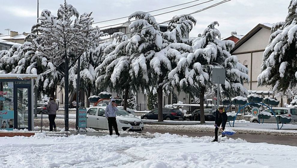 Hava Sıcaklığı -12 Dereceyi Görecek