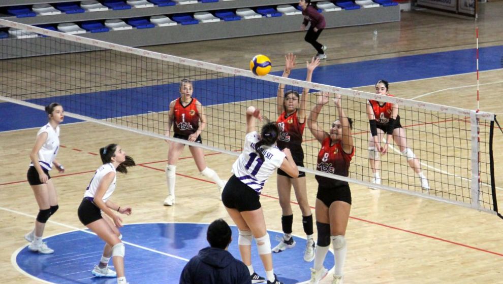 Kulüpler Yıldız Kızlar Voleybol İl Birinciliği Sona Erdi