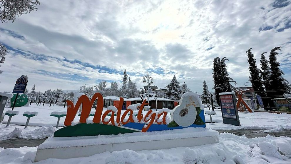 Malatya'da, Yoğun Kar Yağışı Sonrası Kartpostallık Görüntüler..