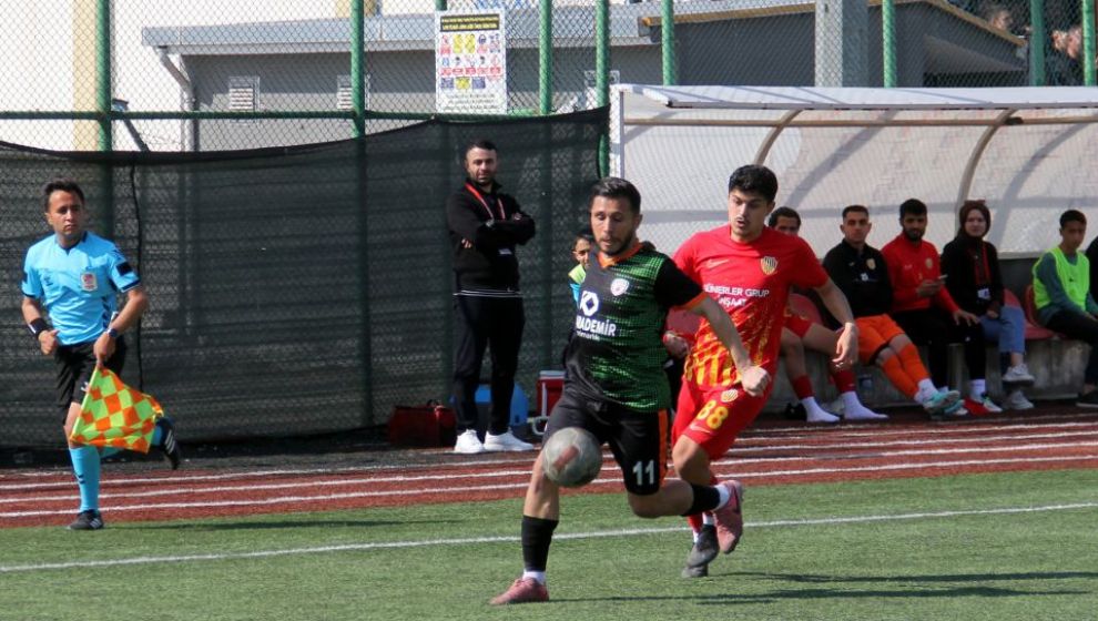 BAL'da Malatya Derbisi'ninin Galibi 2-0 Geride İken 4 Gol Atan M. Yeşilyurt