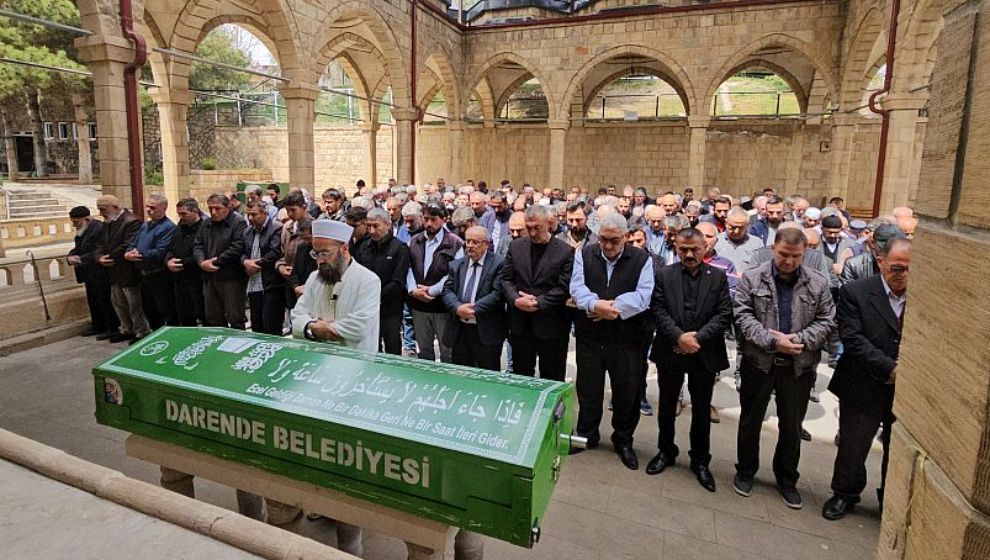 Kocası Tarafından Öldürülen Kadın Toprağa Verildi