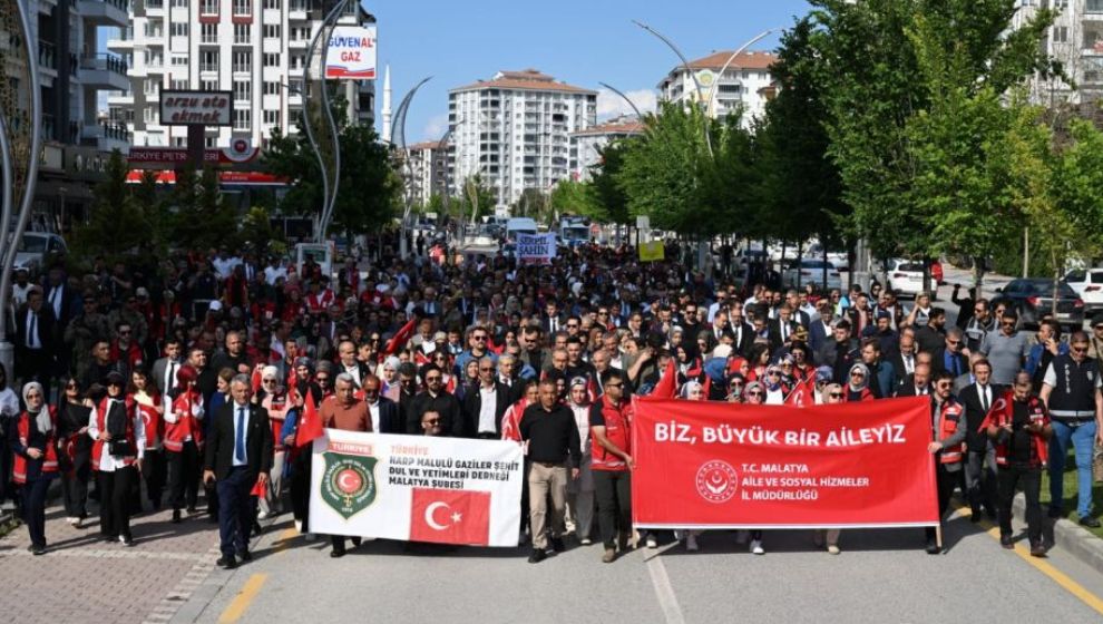 15 Mayıs Aile Günü Korteji ve Festival Düzenlendi