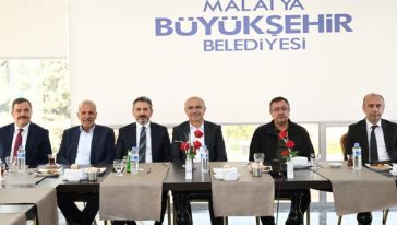 AKP İl Başkanı Bakan, İki Hafta Sonra Günlük Yaşamına Döndü