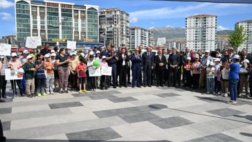 'Çevremizi Korumayı Bir İbadet Şuuruyla Yapmalıyız'