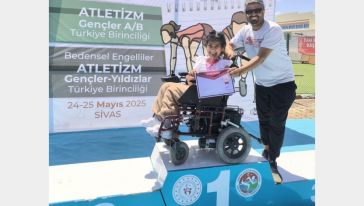 Melike Beril, Oturarak Gülle Atmada Türkiye Şampiyonu Oldu