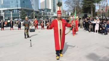 Milli Savunma Bakanlığı Mehteran Birliği Malatya'da Konser Verdi