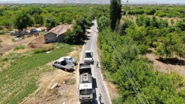 "Çamurdan Korumak İçin Çocukların Ayaklarına Poşet Bağlıyorduk"