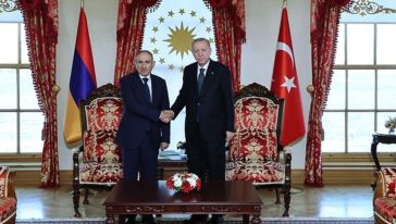 Erdoğan, Paşinyan'ı Kabul Etti