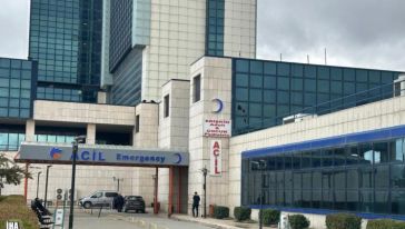 Kavga Ettiği Akrabasını Silahla Vurdu