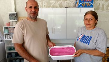 Mor Reyhandan Dondurma Yaptılar