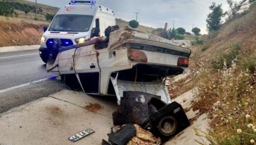 Otomobil Tahliye Kanalına Devrildi, 1 Kişi Yaralandı