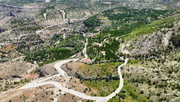"Şimdiye Kadar Burada Doğru Dürüst Yol Görmedik"