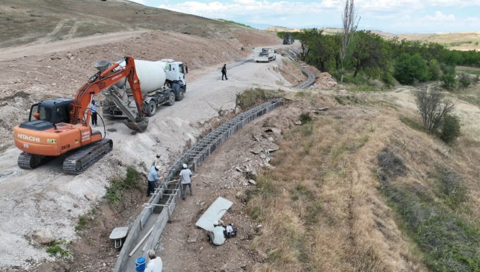 Büyükşehir'den Çayırköy'e Açık Sistem Sulama Kanalı