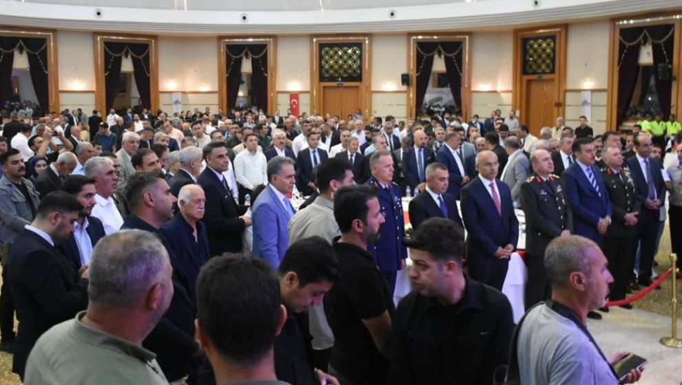 Resmi Bayramlaşma Töreni Nikah Sarayı'nda Yapıldı