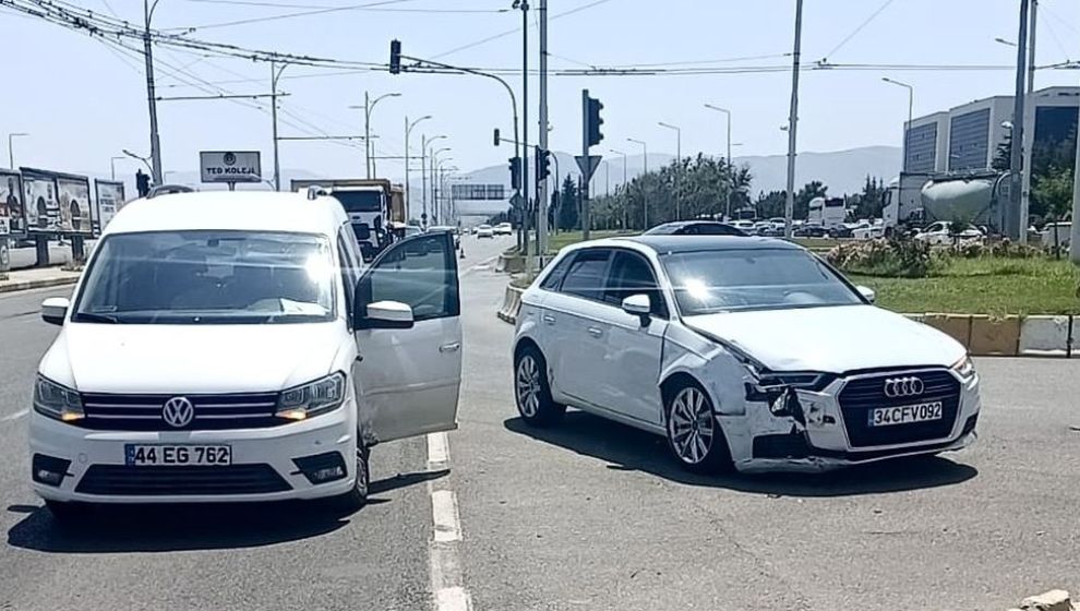 TÖTM Kavşağı ve Yeşiltepe'deki Kazalarda 6 Yaralı