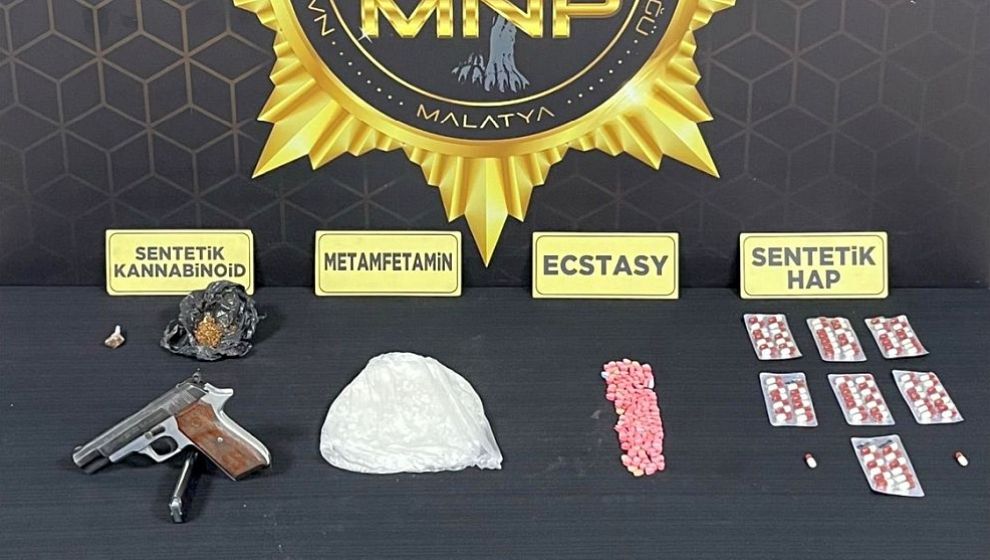 Uyuşturucu Operasyonunda Yakalanan 4 Torbacı Tutuklandı
