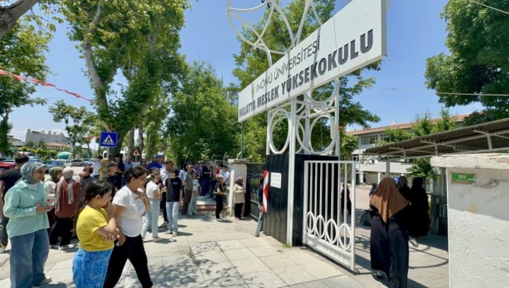 Yükseköğretim Kurumları Sınavı'nın İkinci ve Üçüncü Oturumları da Yapıldı