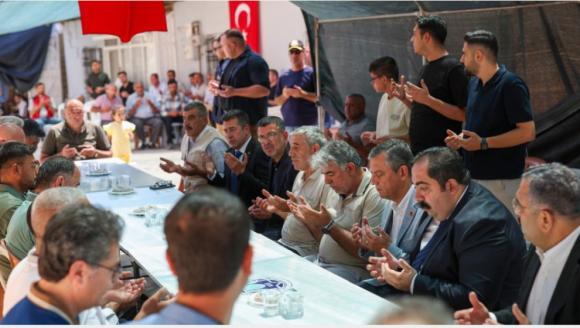 CHP Genel Başkanı Özel'den Şehit Teğmenin Ailesine Ziyaret