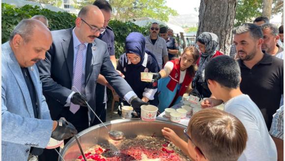 Doğanşehir İlçe Merkezinde Aşure Programı