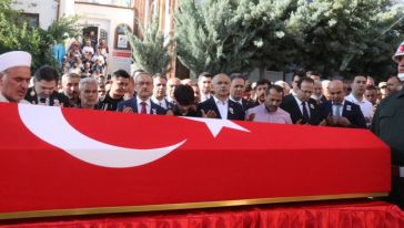 Şehit Astsubayın Cenazesi Pütürge'de Toprağa Verildi