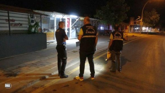Silahlı Şahıs Silahla Yaralandı