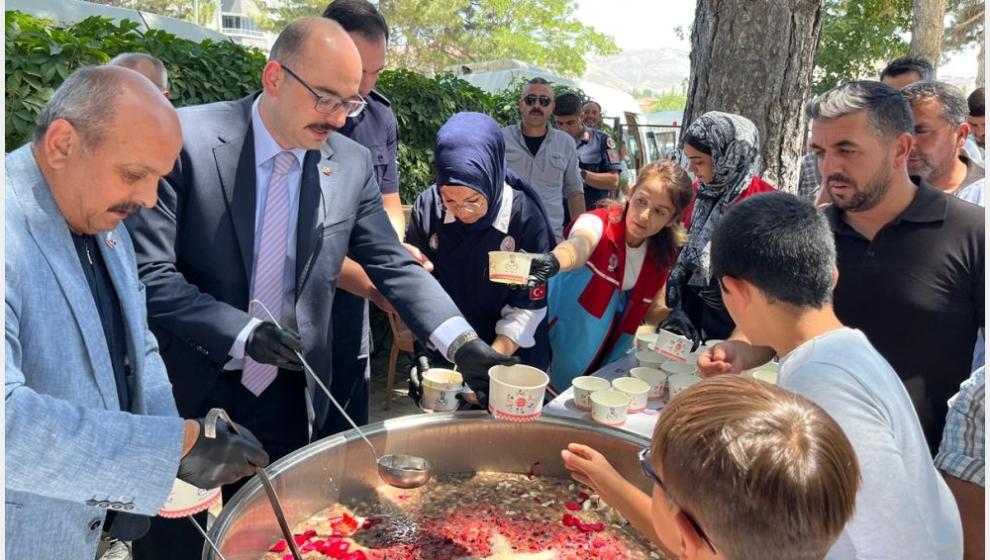 Doğanşehir İlçe Merkezinde Aşure Programı