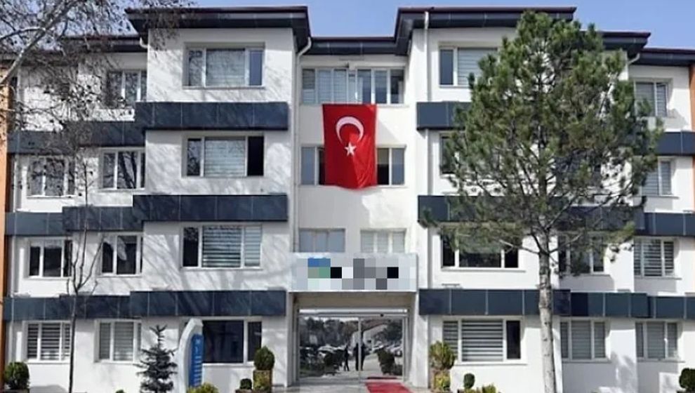 Tayin İsteği Kabul Edilmedi, Dairede İntihara Kalkıştı