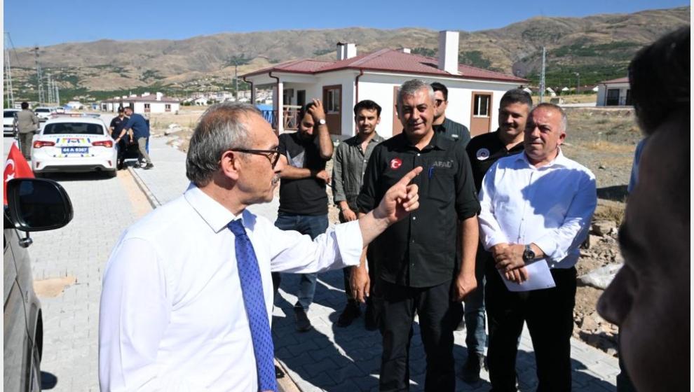 Vali Yavuz, Kale İlçesinde İncelemelerde Bulundu
