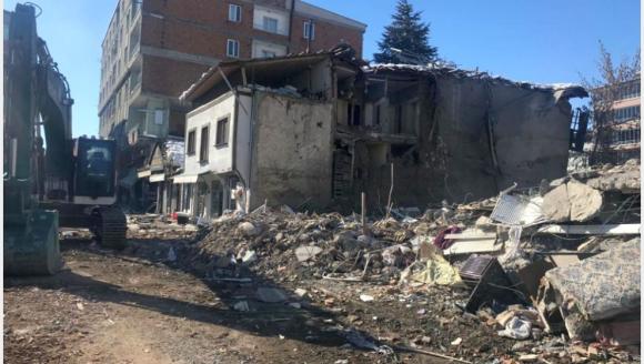'Eşya Yardımı Alan Bir Kişi Bile Yok!'