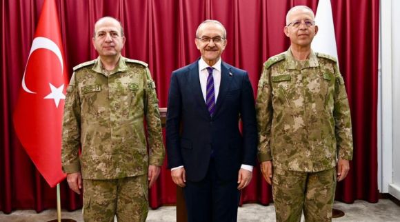 2'nci Ordu'nun Halef- Selef Komutanlarından Valiye Ziyaret