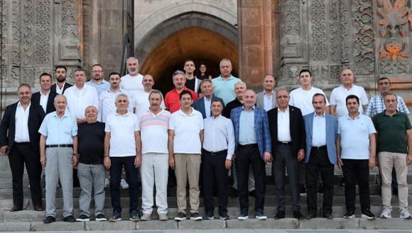 Mezopotamya Ürün Aracı Kurumu Yönetimi Toplandı