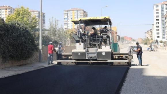 TOKİ'nin Konut İnşaatını Tamamladığı Bölgelerde Yol Yapımı