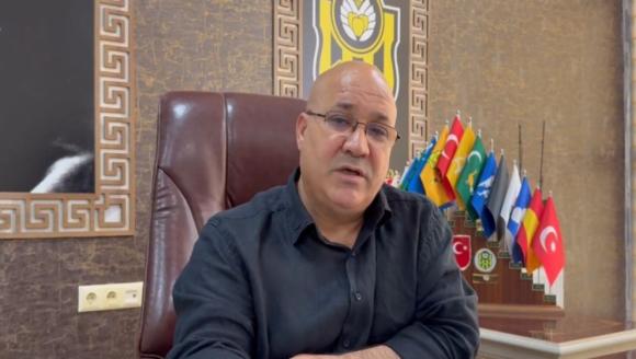Tüfenkci'yi Göreve Davet Eden Karadağ Saydırdı.. 'Aslan Gibi Oğlunuz Var..'
