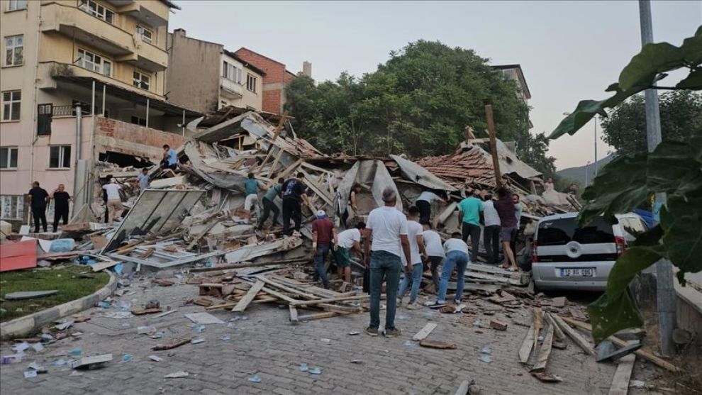 Balıkesir- Sındırgı'da 6.1 Büyüklüğünde Deprem Meydana Geldi