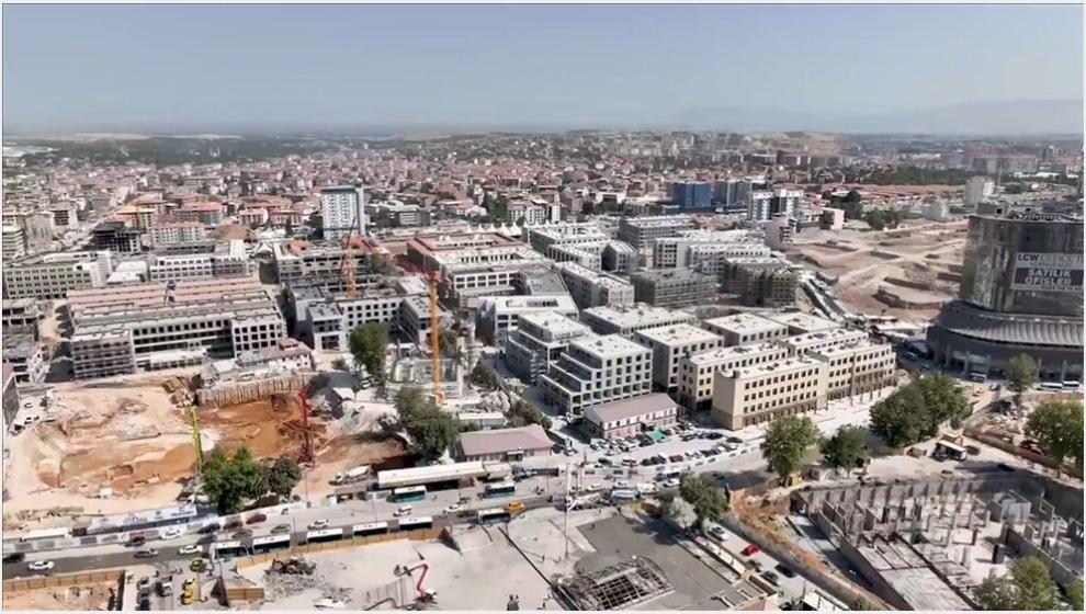 Çarşının İlk İşyeri Kuraları Çekildi