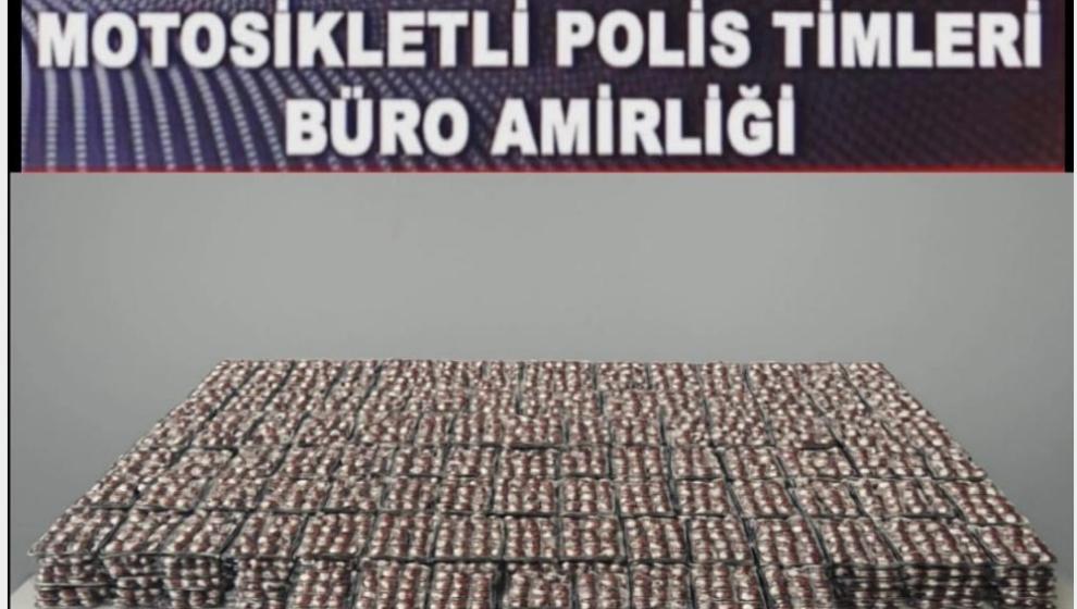 Motosikletli Polisler 16 Bin Uyuşturucu Hap Ele Geçirdi