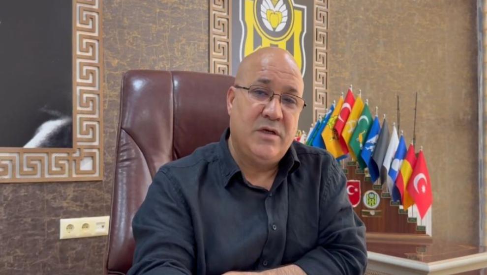 Tüfenkci'yi Göreve Davet Eden Karadağ Saydırdı.. 'Aslan Gibi Oğlunuz Var..'