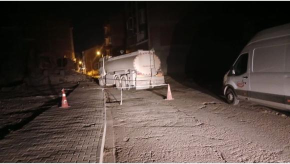 Alternatif Yolu da Tankerci Kapatınca.!