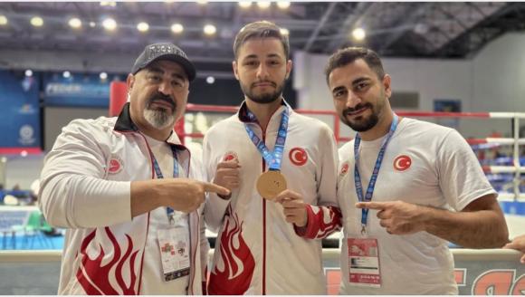 Kick Boksta Avrupa Üçüncülüğünü Kazandı