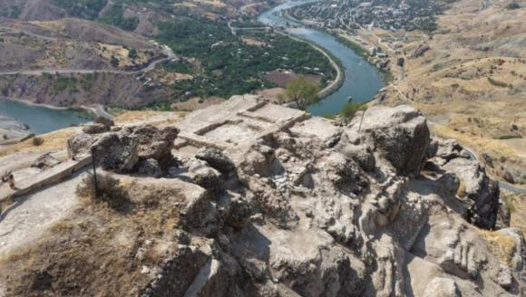 'Menua, Malatya Kralına Karşı Kazandığı Zaferi Buraya Yazdırmış'