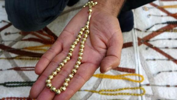 Muhtarın Milyonlarca Liralık Tespih Koleksiyonu