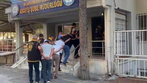 'Üfürükçü- Büyücü' Operasyonunda 6 Tutuklama