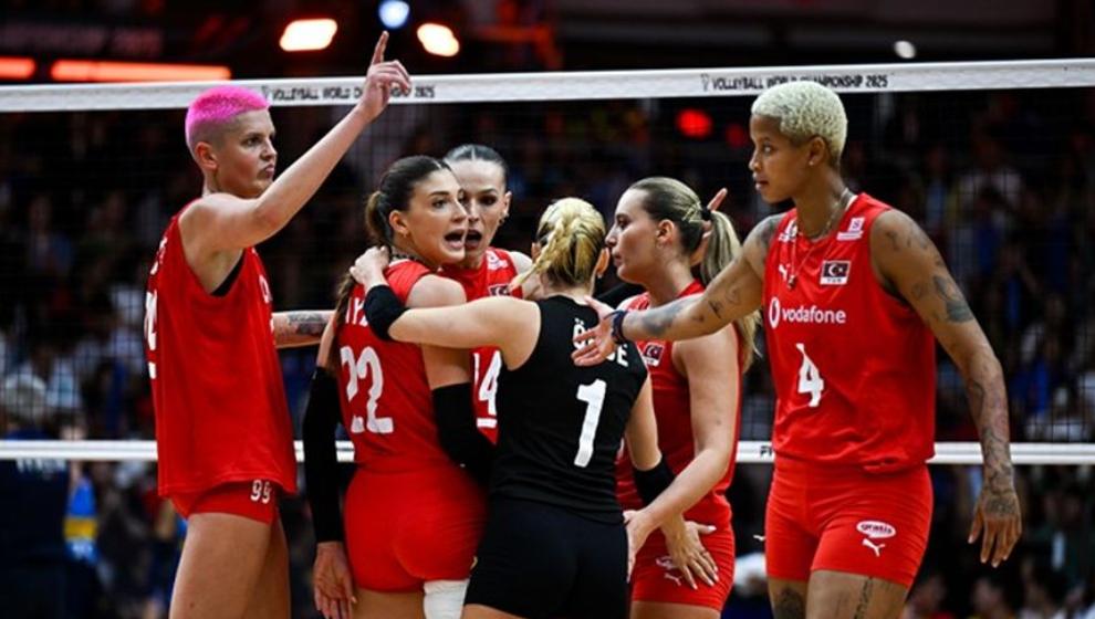 A Milli Kadın Voleybol Takımımız, Dünya İkinciliğini Elde Etti