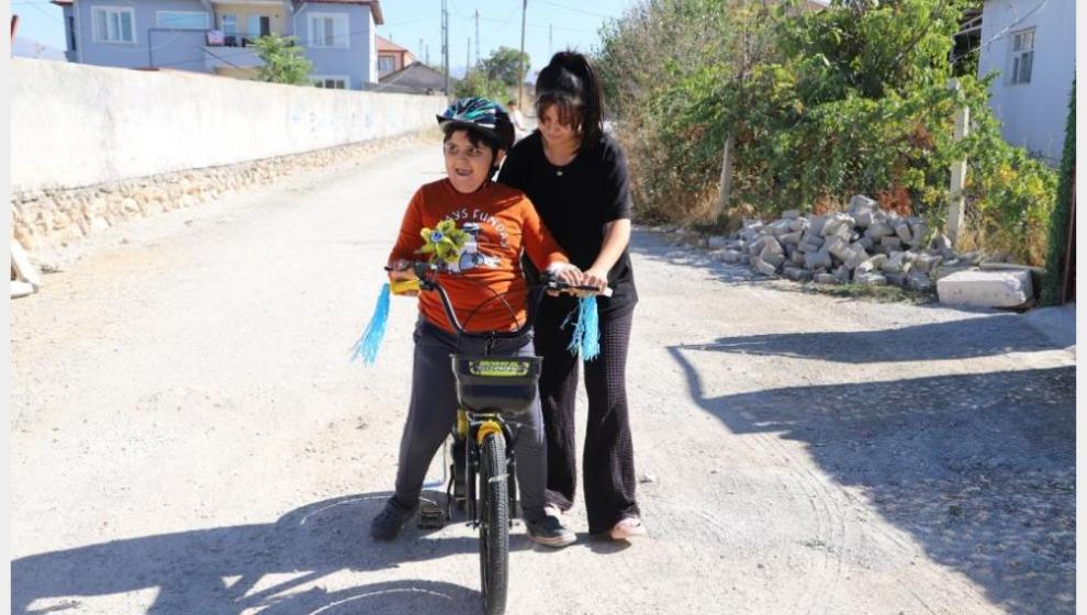 Cumhurbaşkanına Mektup Yazdılar, Hediyelerini Aldılar