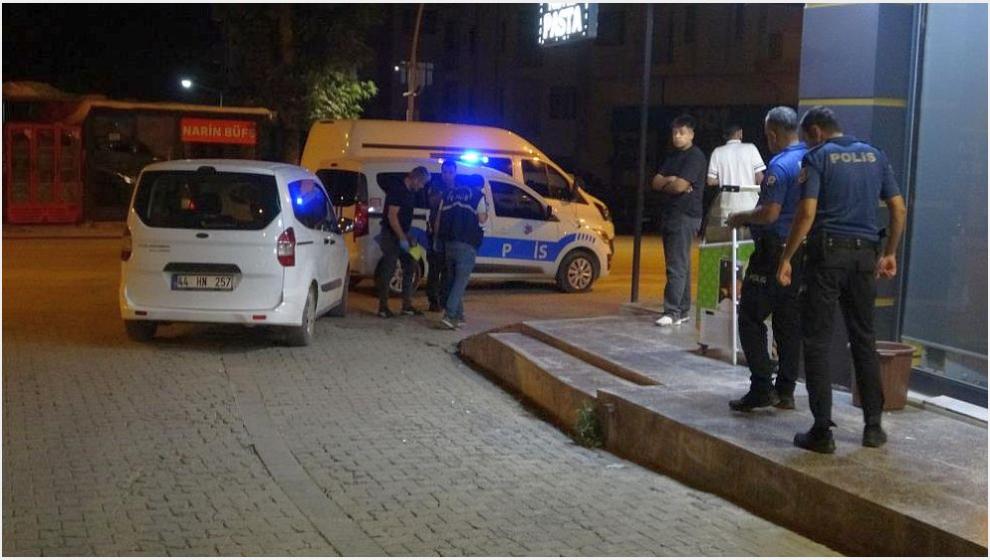 Mehmet Buyruk'ta Bir Kişi Silahla Yaralandı