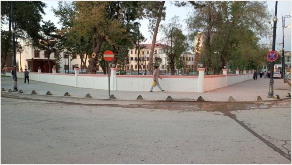 'Vilayet Parkı'nı En Sonunda Hükümet Konağı'na Avlu Yaptılar!