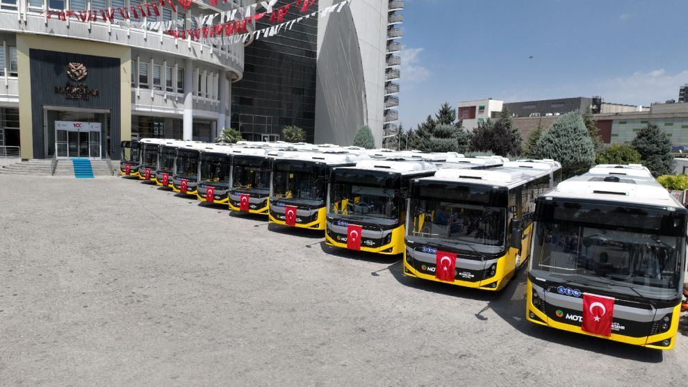 MOTAŞ Araç Filosuna 10 Adet Körüklü Otobüs Kattı