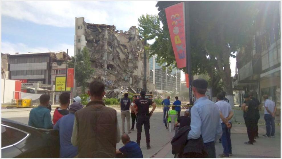 Polis Gözetimindeki 'Kanunsuz Yıkım'lar Ağır Cezalık!