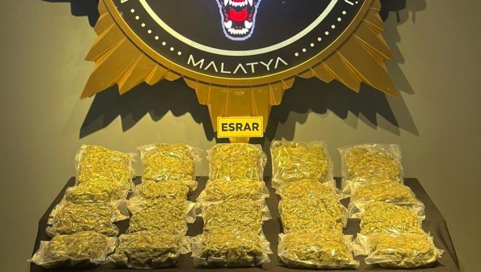 Uyuşturucu Operasyonunda 12 Kilo 800 Gram Esrar Ele Geçirildi